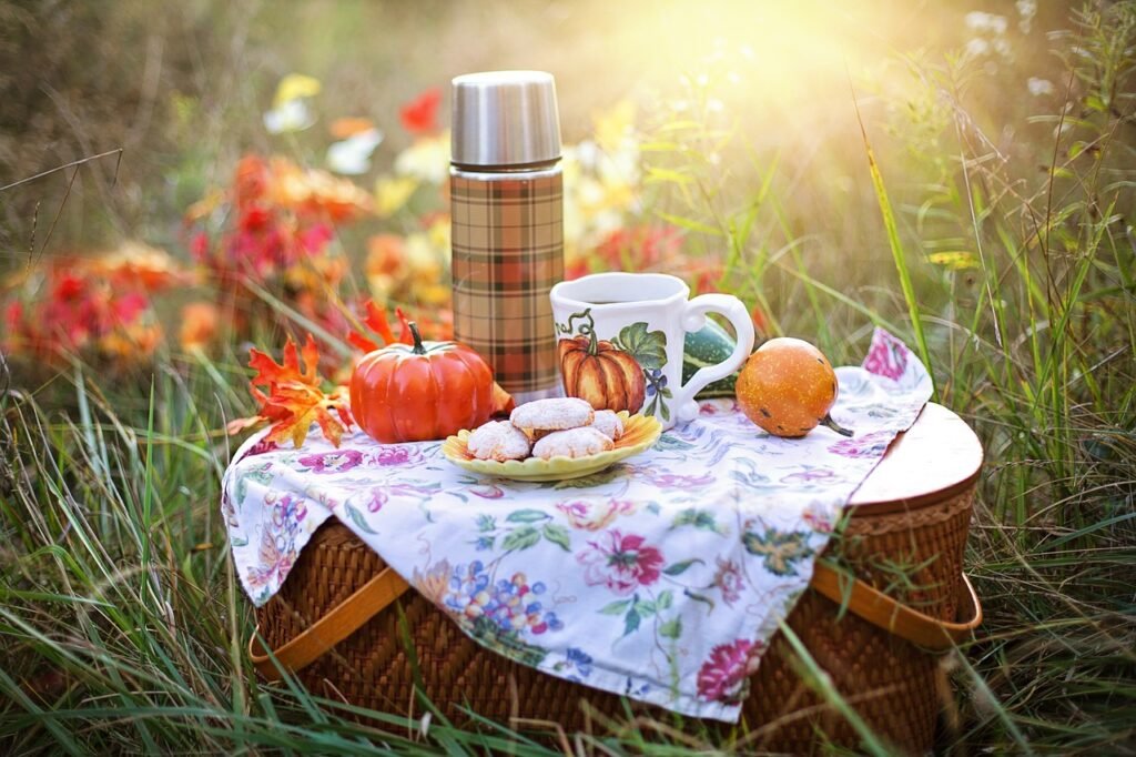 12 of the best outdoor family activities for fall